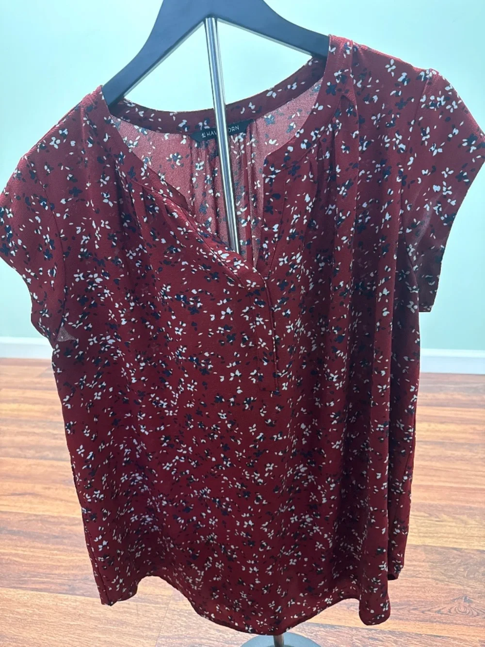 Top - Picture 2 of 5